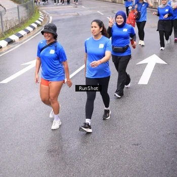 Runner Photo 7955346
