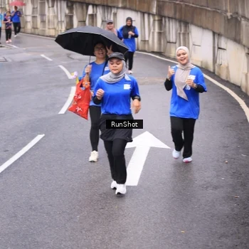 Runner Photo 7955360