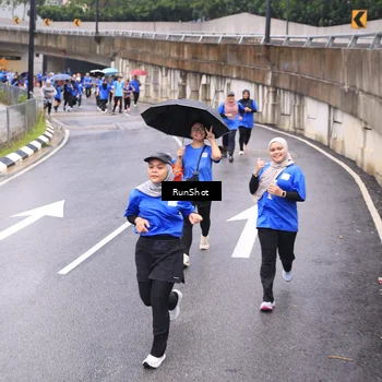 Runner Photo 7955373