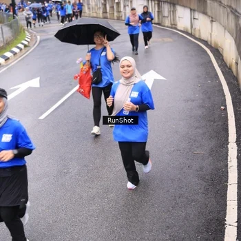 Runner Photo 7955383