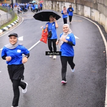 Runner Photo 7955385