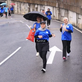 Runner Photo 7955387