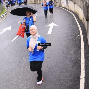 Runner Photo 7955390
