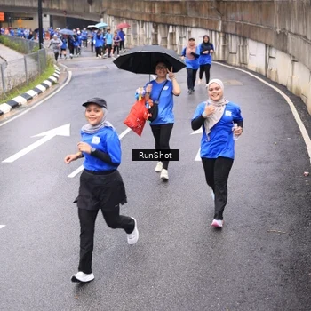 Runner Photo 7955391