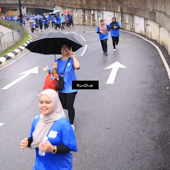 Runner Photo 7955393