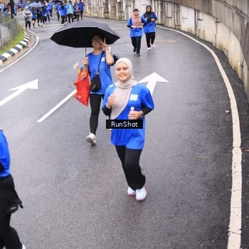 Runner Photo 7955398