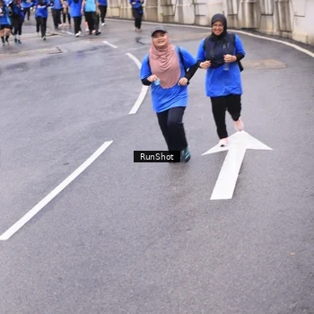 Runner Photo 7955413