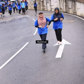 Runner Photo 7955415