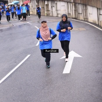 Runner Photo 7955418