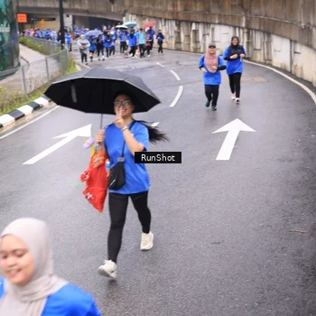 Runner Photo 7955432