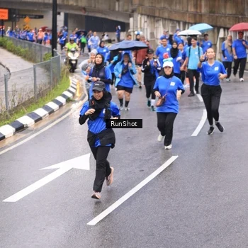 Runner Photo 7955434