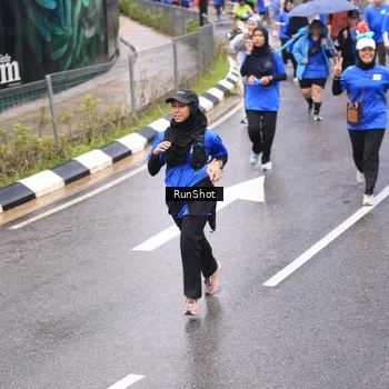 Runner Photo 7955444