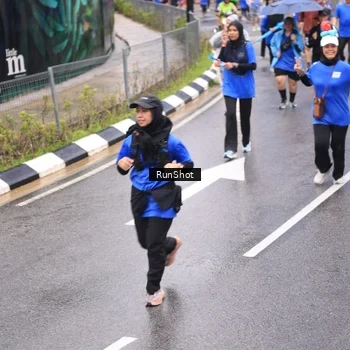 Runner Photo 7955446