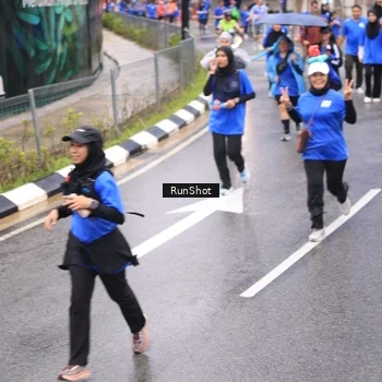 Runner Photo 7955448