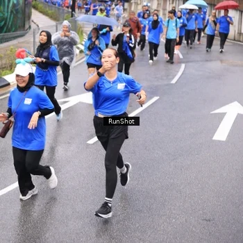 Runner Photo 7955471
