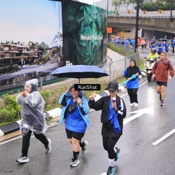 Runner Photo 7955503