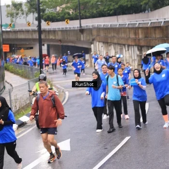 Runner Photo 7955509