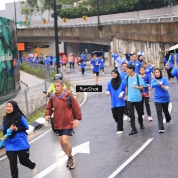Runner Photo 7955510