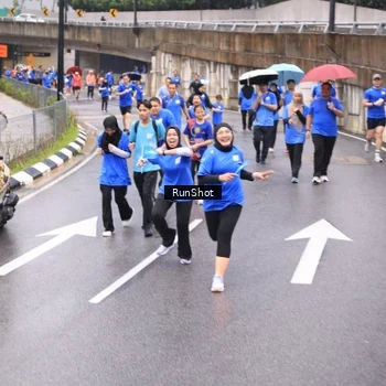 Runner Photo 7955521