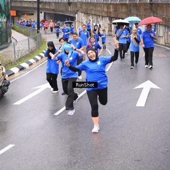 Runner Photo 7955529