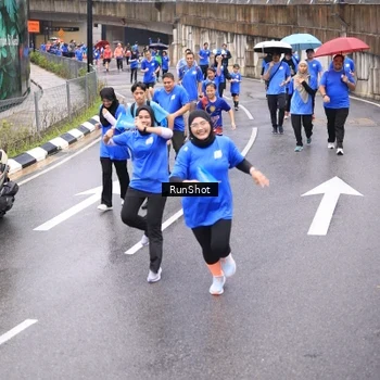 Runner Photo 7955532