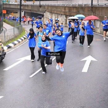 Runner Photo 7955533
