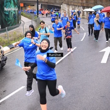 Runner Photo 7955541