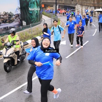 Runner Photo 7955552
