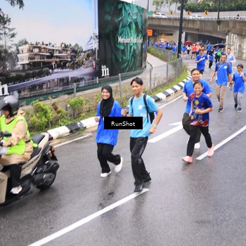 Runner Photo 7955560