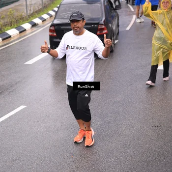 Runner Photo 7955567
