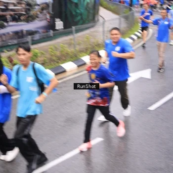 Runner Photo 7955573