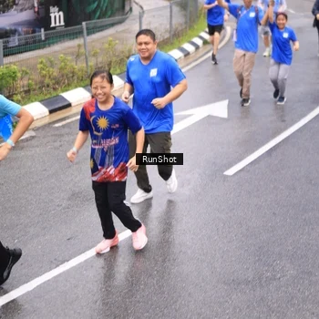 Runner Photo 7955574