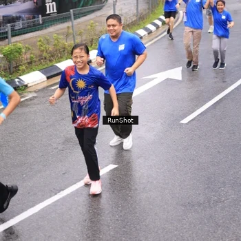 Runner Photo 7955575