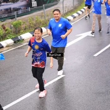 Runner Photo 7955577