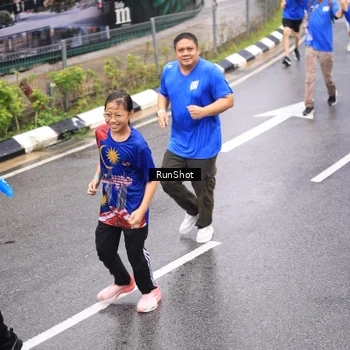 Runner Photo 7955578