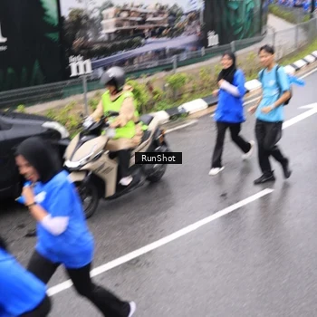 Runner Photo 7955580