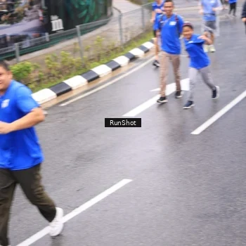 Runner Photo 7955587