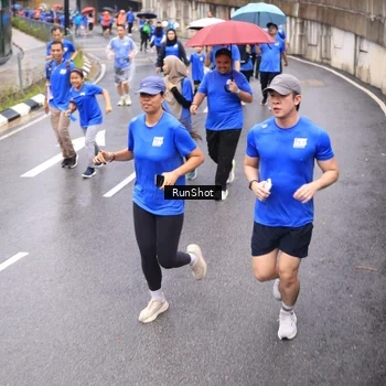 Runner Photo 7955592