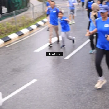 Runner Photo 7955594