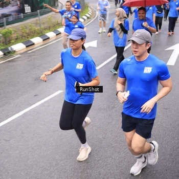 Runner Photo 7955599