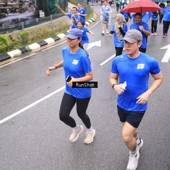 Runner Photo 7955608