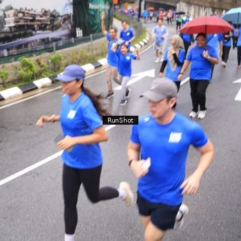 Runner Photo 7955609