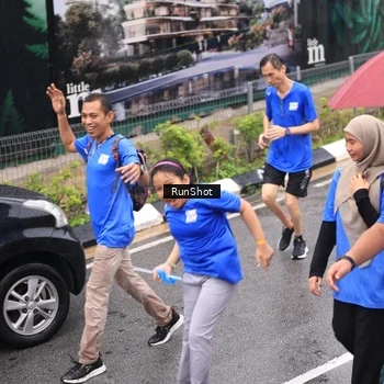 Runner Photo 7955637