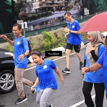 Runner Photo 7955641