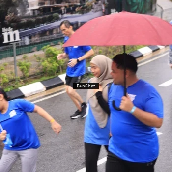 Runner Photo 7955644