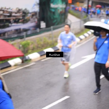 Runner Photo 7955658