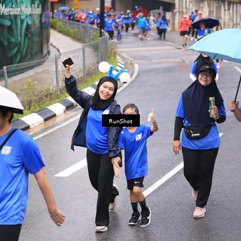 Runner Photo 7955679