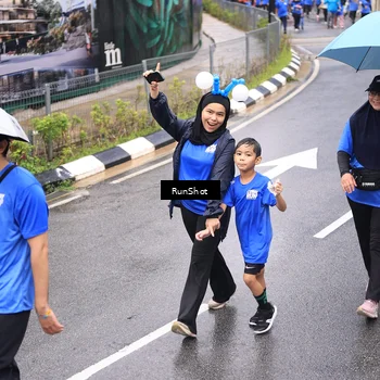 Runner Photo 7955692