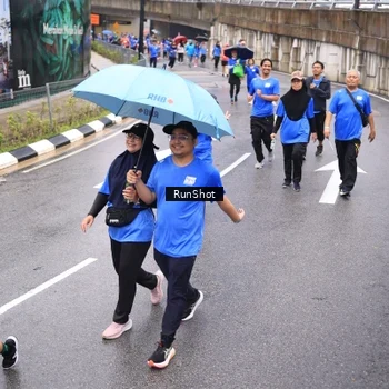 Runner Photo 7955711