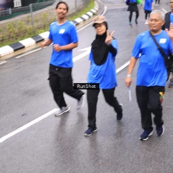 Runner Photo 7955754